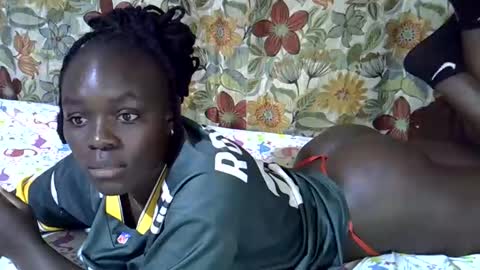 lora_amor online show from 05-29-26, 11:52