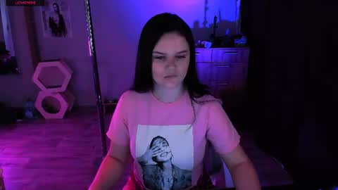 Snapshot of lora_cain chatting on 06-30-26, 01:12 Lora Cain online show from 06-30-26, 01:12