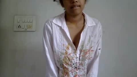 Loraa online show from 07-28-26, 03:35