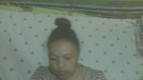LorahVane online show from 06-09-26, 11:22