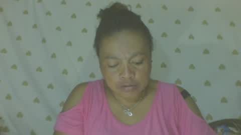 LorahVane online show from 06-12-26, 11:09