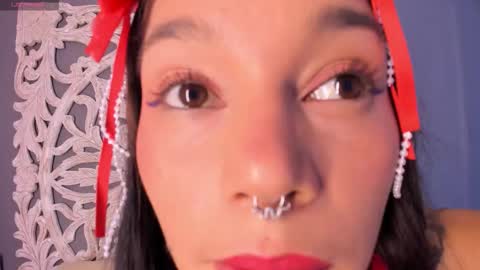 Snapshot of loraineblake chatting on 12-19-25, 03:19 loraineblake online show from 12-19-25, 03:19