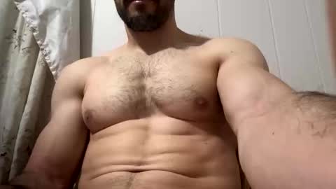 Snapshot of lord819282 chatting on 10-26-25, 04:35 lord819282 online show from 10-26-25, 04:35