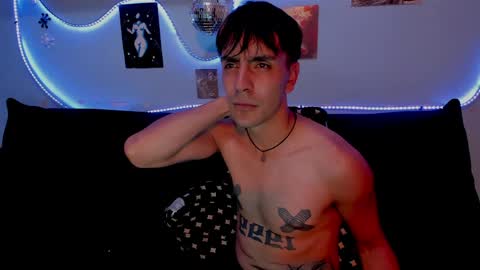 Snapshot of lord_apoloo chatting on 05-02-26, 05:23 Apolo online show from 05-02-26, 05:23
