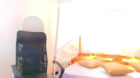 loreanis online show from 02-14-26, 07:32