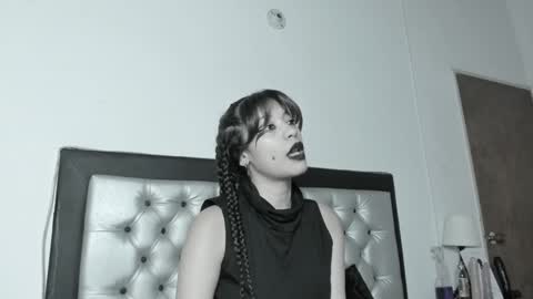 Snapshot of loredepp chatting on 01-01-25, 06:47 Lore Depp online show from 01-01-25, 06:47