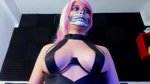 Snapshot of loredepp chatting on 01-06-26, 04:49 Lore Depp online show from 01-06-26, 04:49