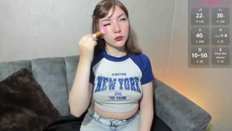 Loren   online show from 07-16-26, 12:33