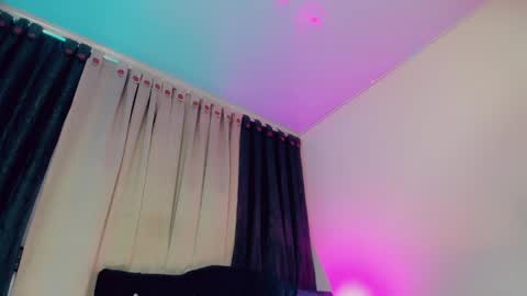 Snapshot of lorena_capelli_ chatting on 05-10-26, 10:59 lesly lorena online show from 05-10-26, 10:59