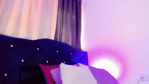 Snapshot of lorena_capelli_ chatting on 05-22-26, 08:58 lesly lorena online show from 05-22-26, 08:58