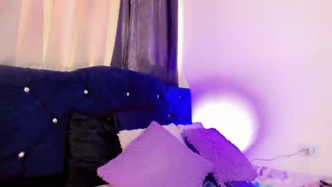 Snapshot of lorena_capelli_ chatting on 05-25-26, 07:09 lesly lorena online show from 05-25-26, 07:09