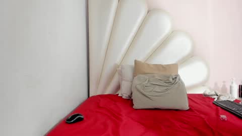 Snapshot of lorena_hawkins chatting on 01-30-25, 04:34 Lorena online show from 01-30-25, 04:34