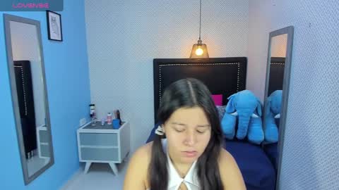 Snapshot of lorenadavies chatting on 01-30-25, 12:27 lorenadavies online show from 01-30-25, 12:27