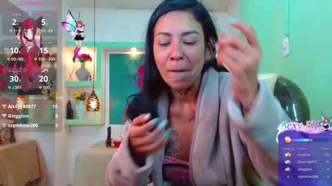 Snapshot of lorenapinto_ chatting on 02-03-26, 06:40 lore online show from 02-03-26, 06:40