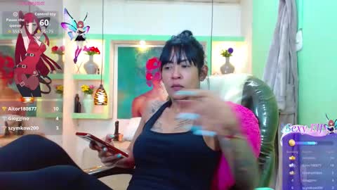 Snapshot of lorenapinto_ chatting on 02-04-26, 03:45 lore online show from 02-04-26, 03:45