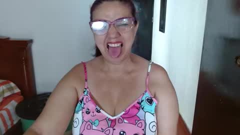 Snapshot of lorenatits chatting on 01-28-25, 03:35 Lorena.. online show from 01-28-25, 03:35