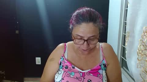 Snapshot of lorenatits chatting on 10-02-25, 01:45 Lorena.. online show from 10-02-25, 01:45