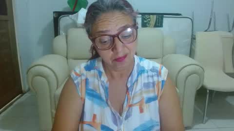 Snapshot of lorenatits chatting on 10-19-25, 09:37 Lorena.. online show from 10-19-25, 09:37