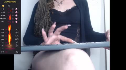 Snapshot of lorenitha_20 chatting on 12-22-24, 08:14 lorenitha online show from 12-22-24, 08:14
