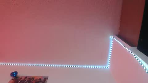 Snapshot of lorenitha_20 chatting on 10-11-25, 04:38 lorenitha online show from 10-11-25, 04:38