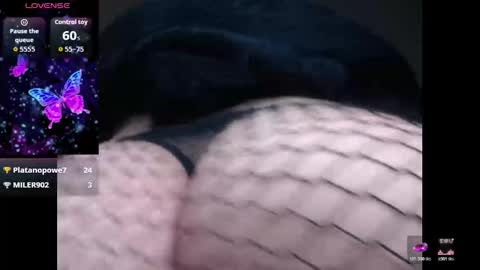 Snapshot of lorenitha_20 chatting on 11-16-25, 06:08 lorenitha online show from 11-16-25, 06:08