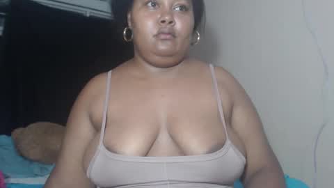 Snapshot of lorenztaylor chatting on 09-16-25, 06:03 lorena online show from 09-16-25, 06:03