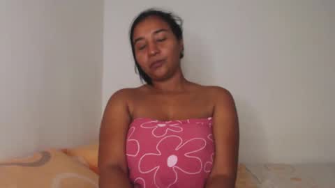 Snapshot of loretta_ chatting on 12-14-24, 05:18 Loretta Gmez online show from 12-14-24, 05:18