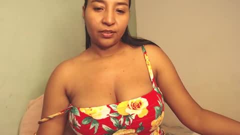 Snapshot of loretta_ chatting on 01-04-25, 11:59 Loretta Gmez online show from 01-04-25, 11:59