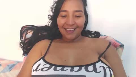 Snapshot of loretta_ chatting on 10-19-25, 12:55 Loretta Gmez online show from 10-19-25, 12:55