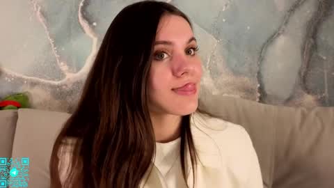 Chloe for Fan BlackHole online show from 04-28-26, 06:35