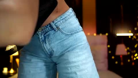 LoretteLorena online show from 08-01-26, 04:12