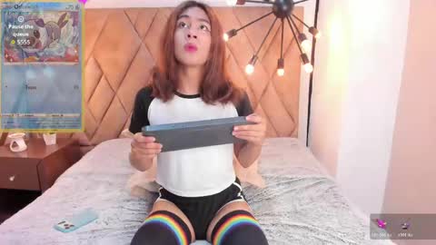 Snapshot of lorettmatthew chatting on 05-17-26, 05:16 LorettMatthew online show from 05-17-26, 05:16
