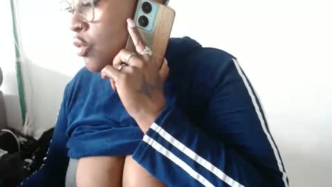 loretybighot online show from 02-21-25, 06:37