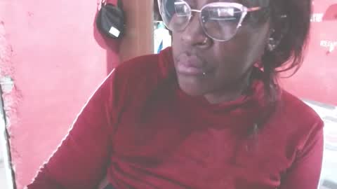 Snapshot of loretybighot chatting on 02-20-26, 06:30 loretybighot online show from 02-20-26, 06:30