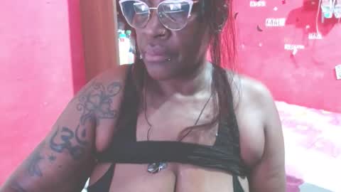 Snapshot of loretybighot chatting on 02-28-26, 03:24 loretybighot online show from 02-28-26, 03:24