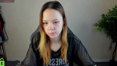 Snapshot of lori_blossom chatting on 02-03-26, 06:11 LORI online show from 02-03-26, 06:11