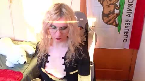 Snapshot of lori_myaf chatting on 02-14-26, 01:41 Lori ----------------------------------- online show from 02-14-26, 01:41