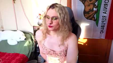 Snapshot of lori_myaf chatting on 02-21-26, 01:12 Lori ----------------------------------- online show from 02-21-26, 01:12