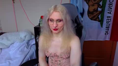 Snapshot of lori_myaf chatting on 03-19-26, 01:59 Lori ----------------------------------- online show from 03-19-26, 01:59
