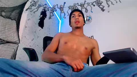 Lorian Vikel  online show from 10-04-25, 10:30