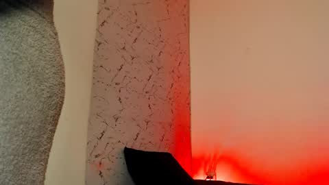 Lorian Vikel  online show from 04-26-26, 11:13