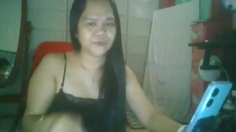 Snapshot of lorraine_cola chatting on 10-24-25, 04:47 Lorraine online show from 10-24-25, 04:47