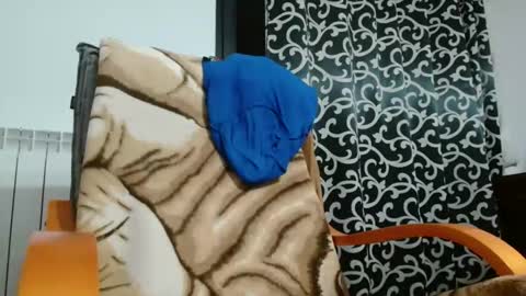 Snapshot of lory34 chatting on 10-08-25, 04:04 lory34 online show from 10-08-25, 04:04