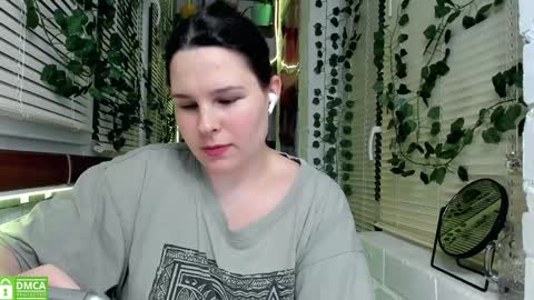 Alisa   My darlings online show from 12-11-24, 11:10