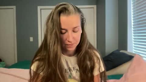 lothlori online show from 04-28-26, 11:21