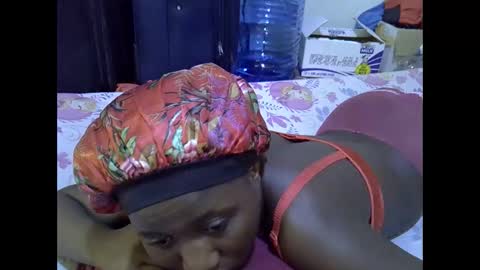 lotty_lavilla online show from 11-25-25, 06:13