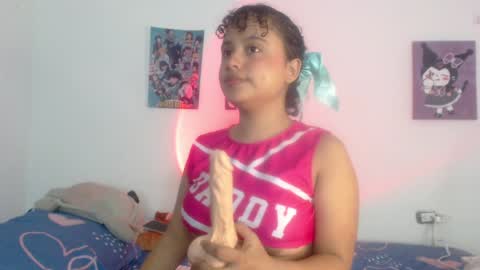 Snapshot of lou_cuteee chatting on 01-20-25, 01:18 lou_cuteee online show from 01-20-25, 01:18