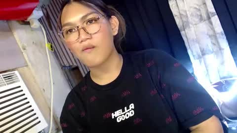 Sweet   online show from 12-19-24, 11:07