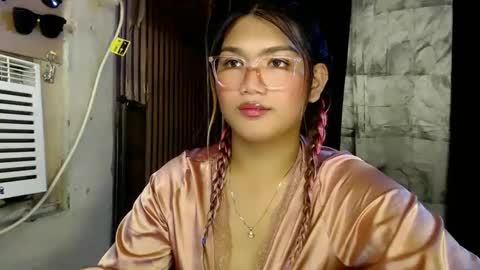 Sweet   online show from 01-12-25, 12:33