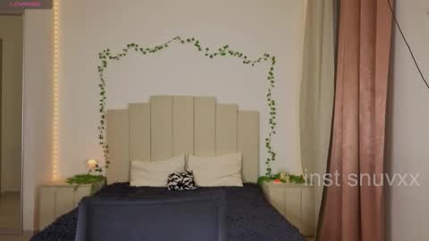 Snapshot of louie_evans chatting on 11-05-25, 10:43 louie_evans online show from 11-05-25, 10:43